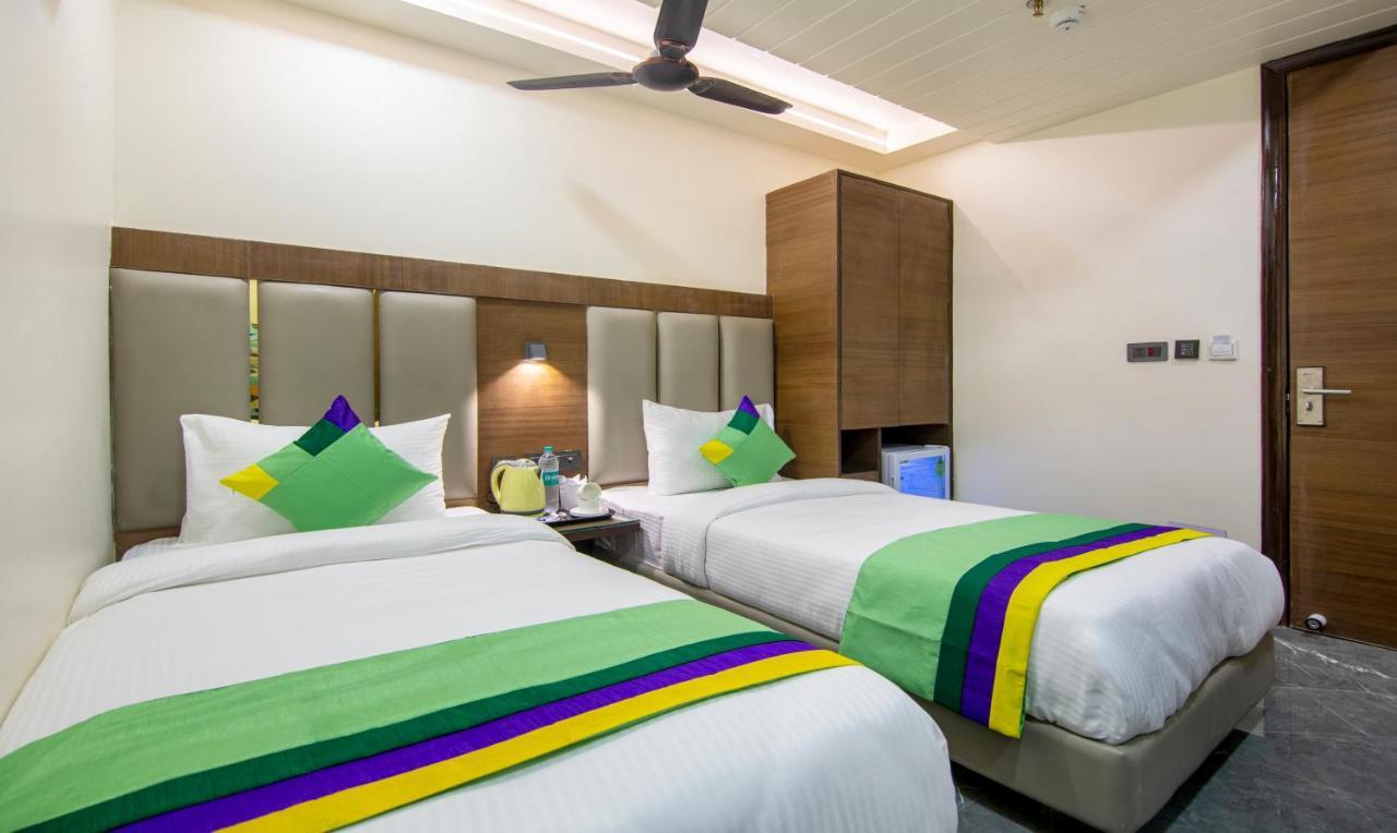 Treebo Royal Comfort Nueva Delhi Exterior foto