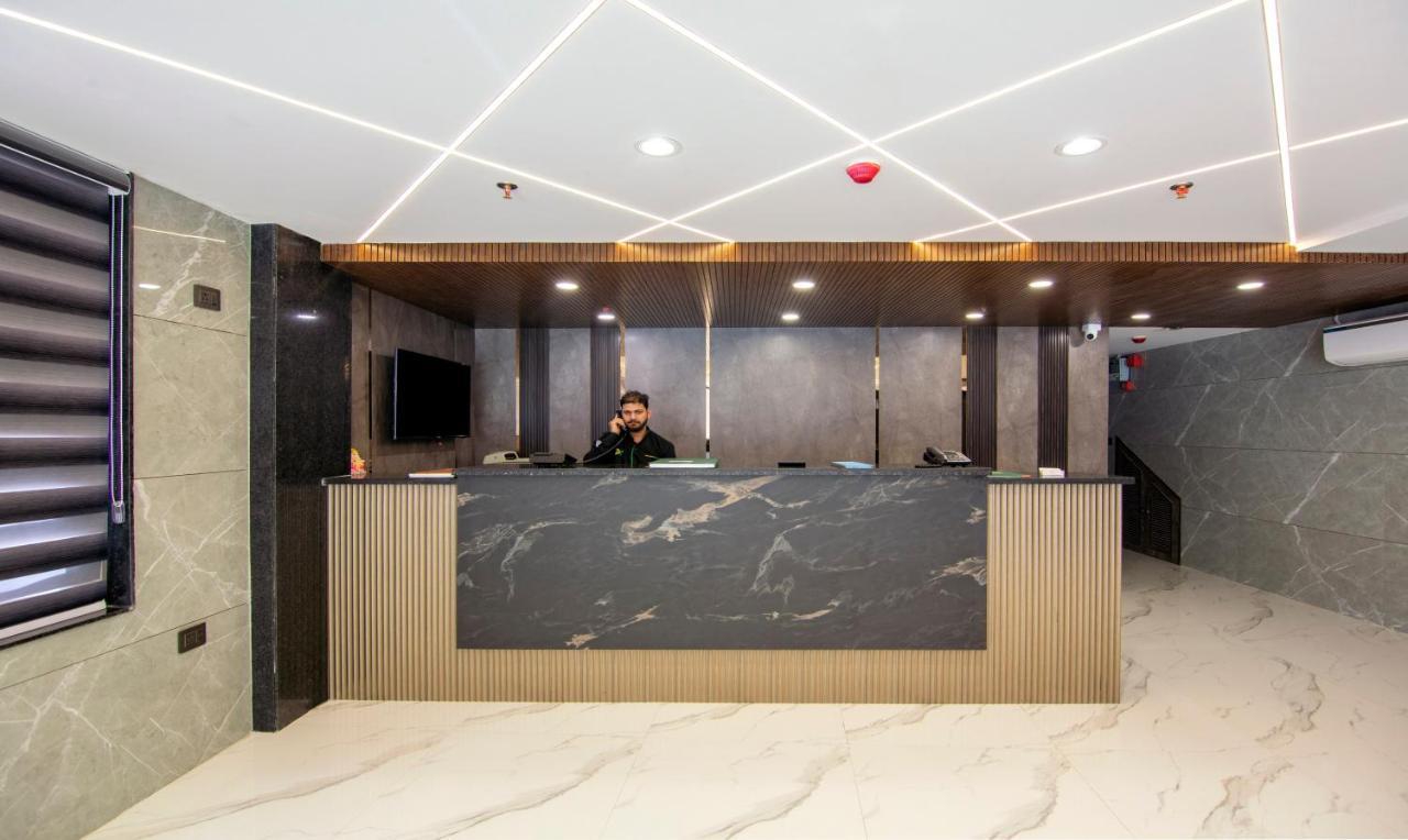 Treebo Royal Comfort Nueva Delhi Exterior foto
